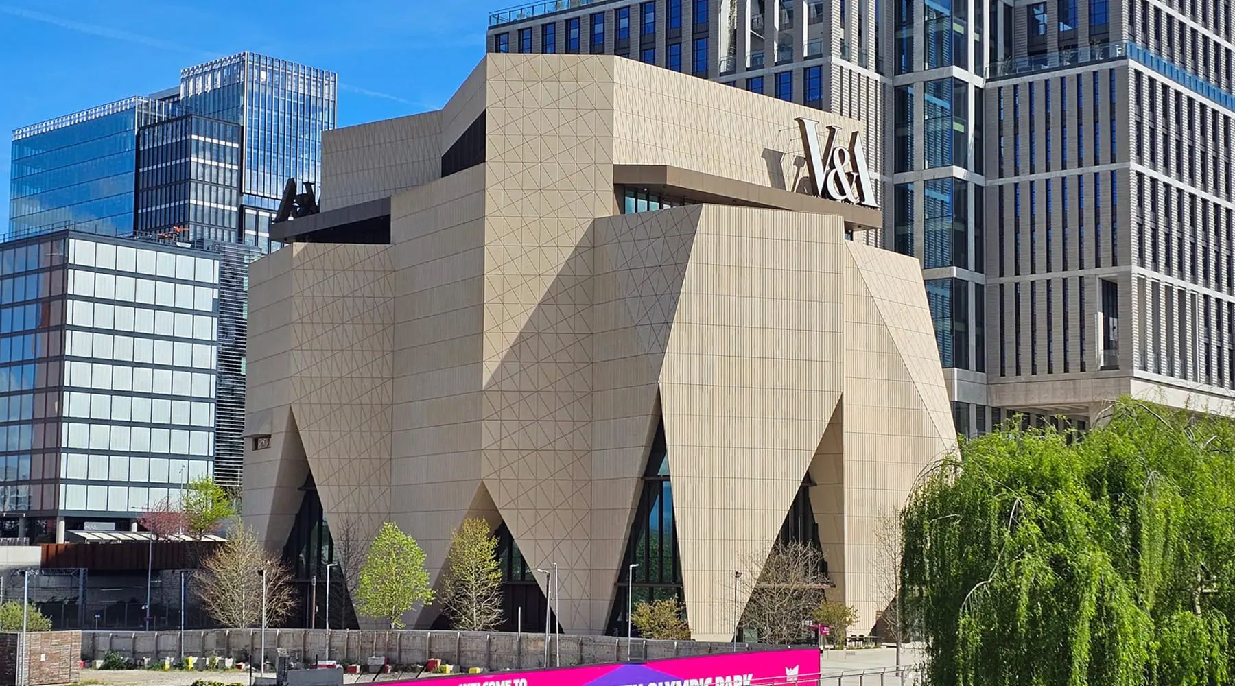 V&A East Signals a New Era: Why Artists Need Their Own Space More Than Ever — LettsArt Blog